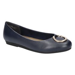 The Dia By Easy Street is a Classic Ballet Flat.