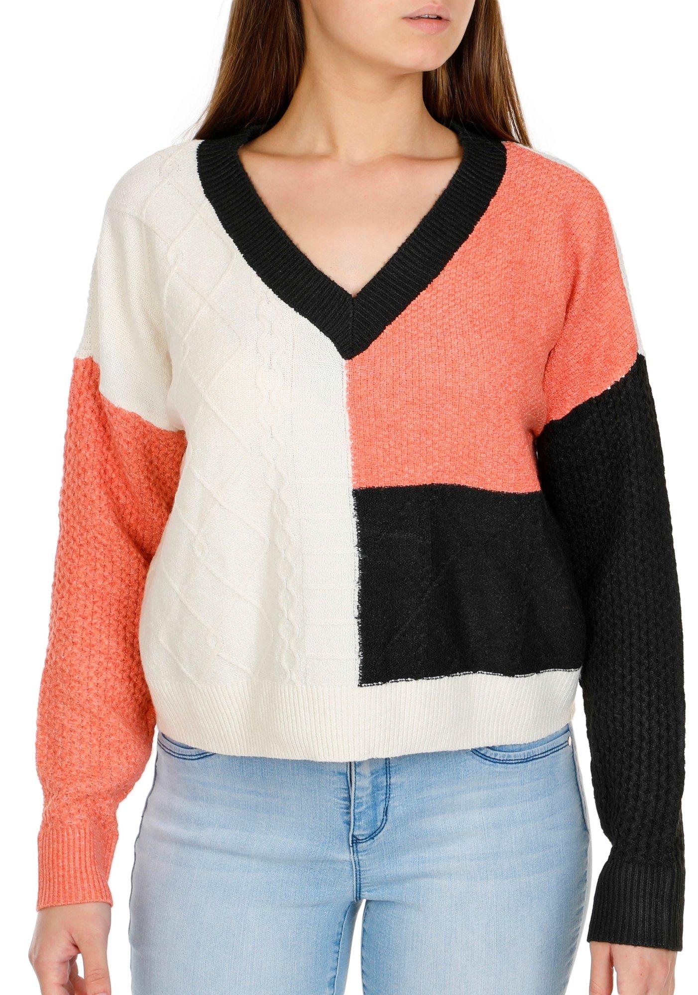 Juniors Mixed Stitch Cable Knit Cropped Sweater