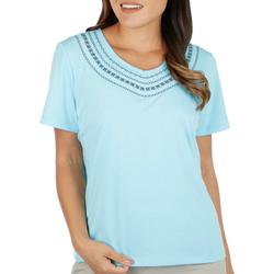 Petite Embroidered V-Neck Short Sleeve Top