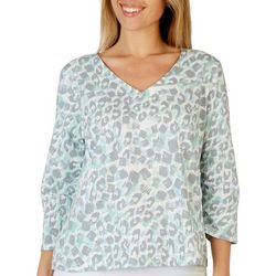 Hearts of Palm Petite Graphic V Neck 3/4 Sleeve Top