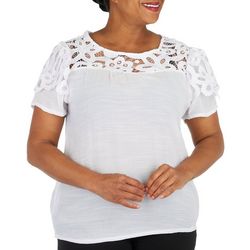 Plus Solid Lace Short Sleeve Shirt