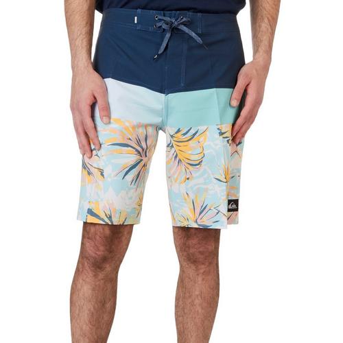 Quiksilver Mens Tropical Print Surfsilk Panel Swim Shorts