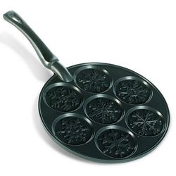 Nordic Ware Falling Snowflakes Pancake Pan