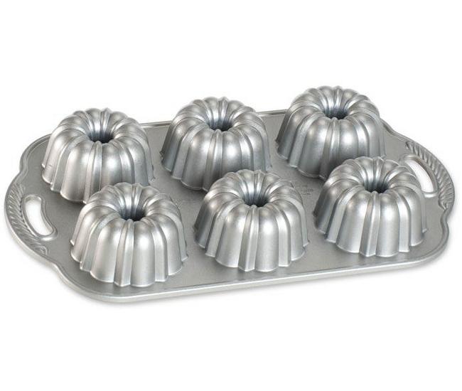 Your Southern Christmas Tree Needs These Nordic Ware Bundt Pan