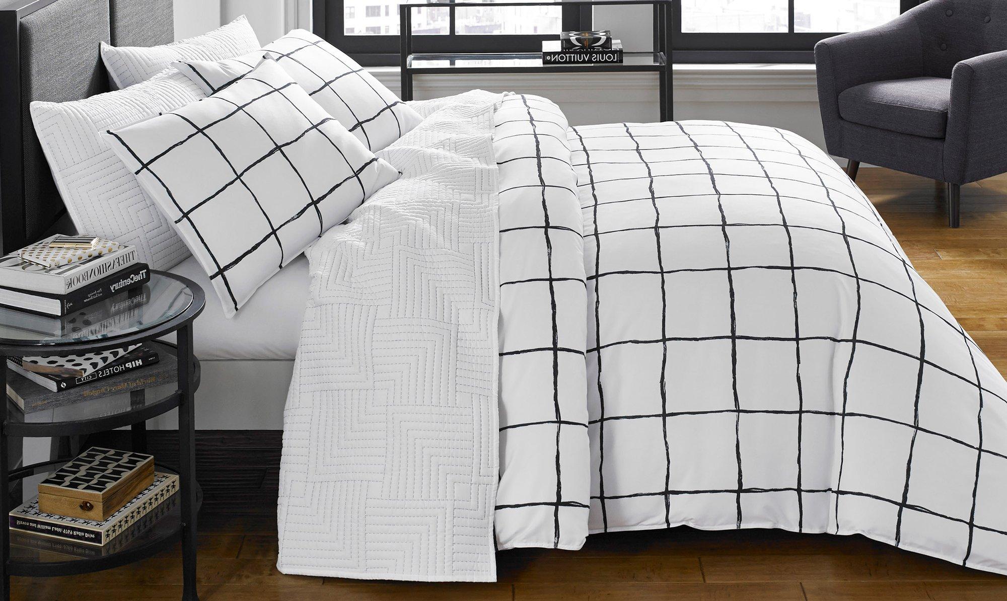 Zander White Comforter Set
