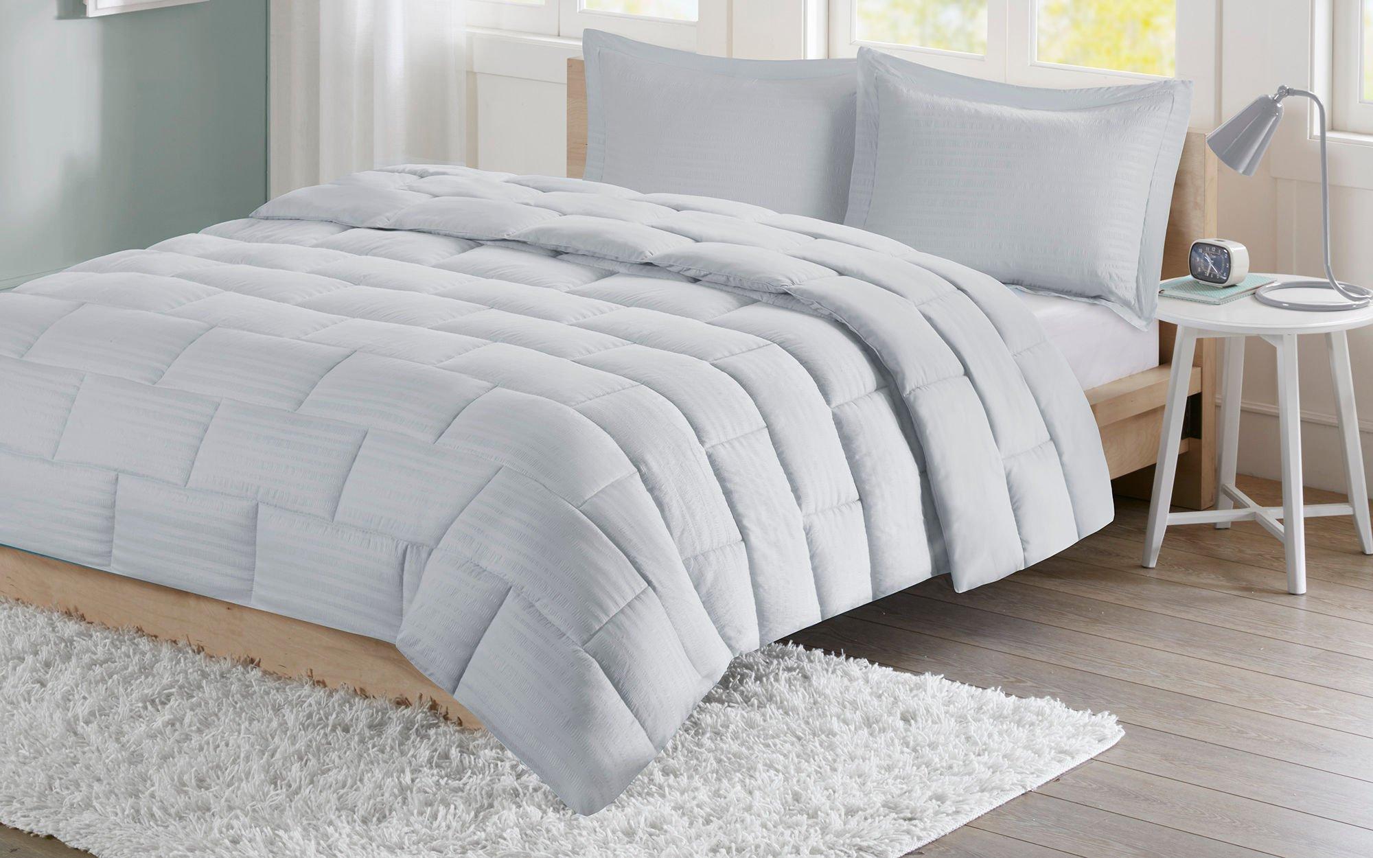 Intelligent Design Avery Comforter Set
