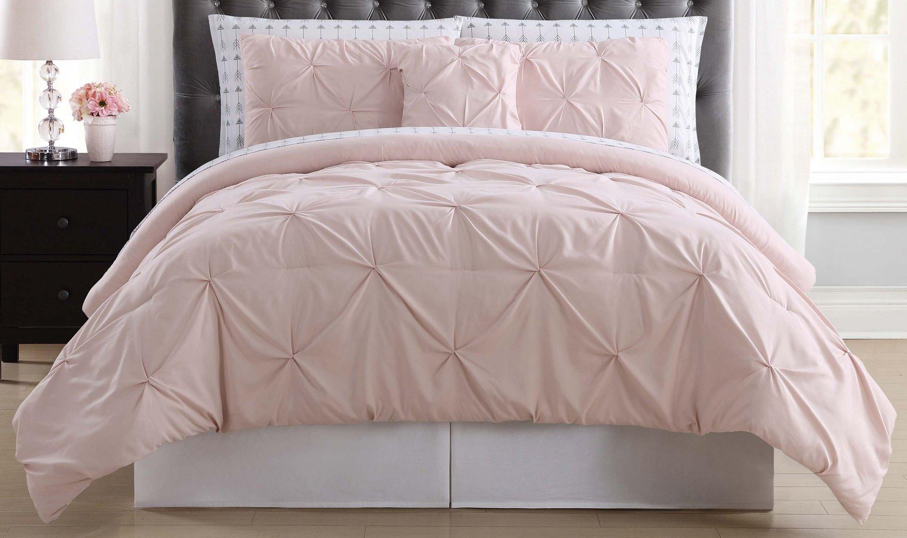 Truly Soft Pleated Arrow Comforter Set