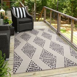 Navarre Outdoor Washable Rug Collection