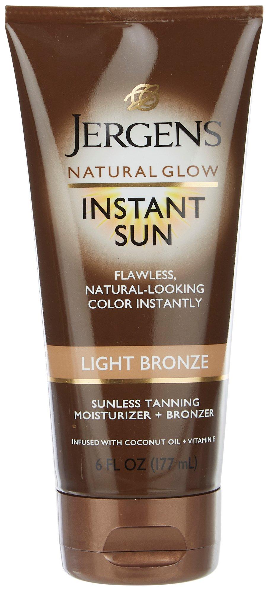 Light Bronze Sunless Tanning Moisturizer + Bronzer