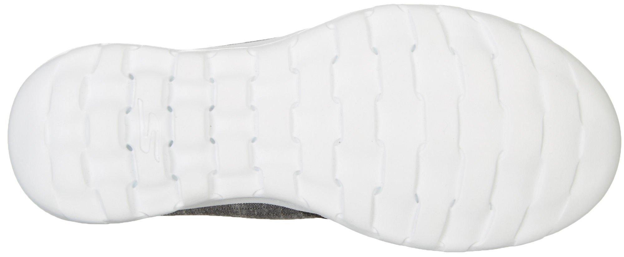 isla skechers black