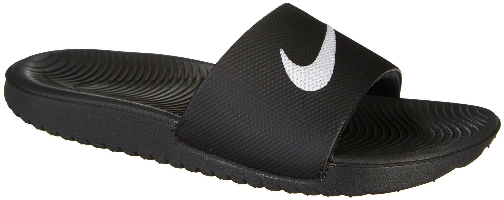 boys nike flip flops