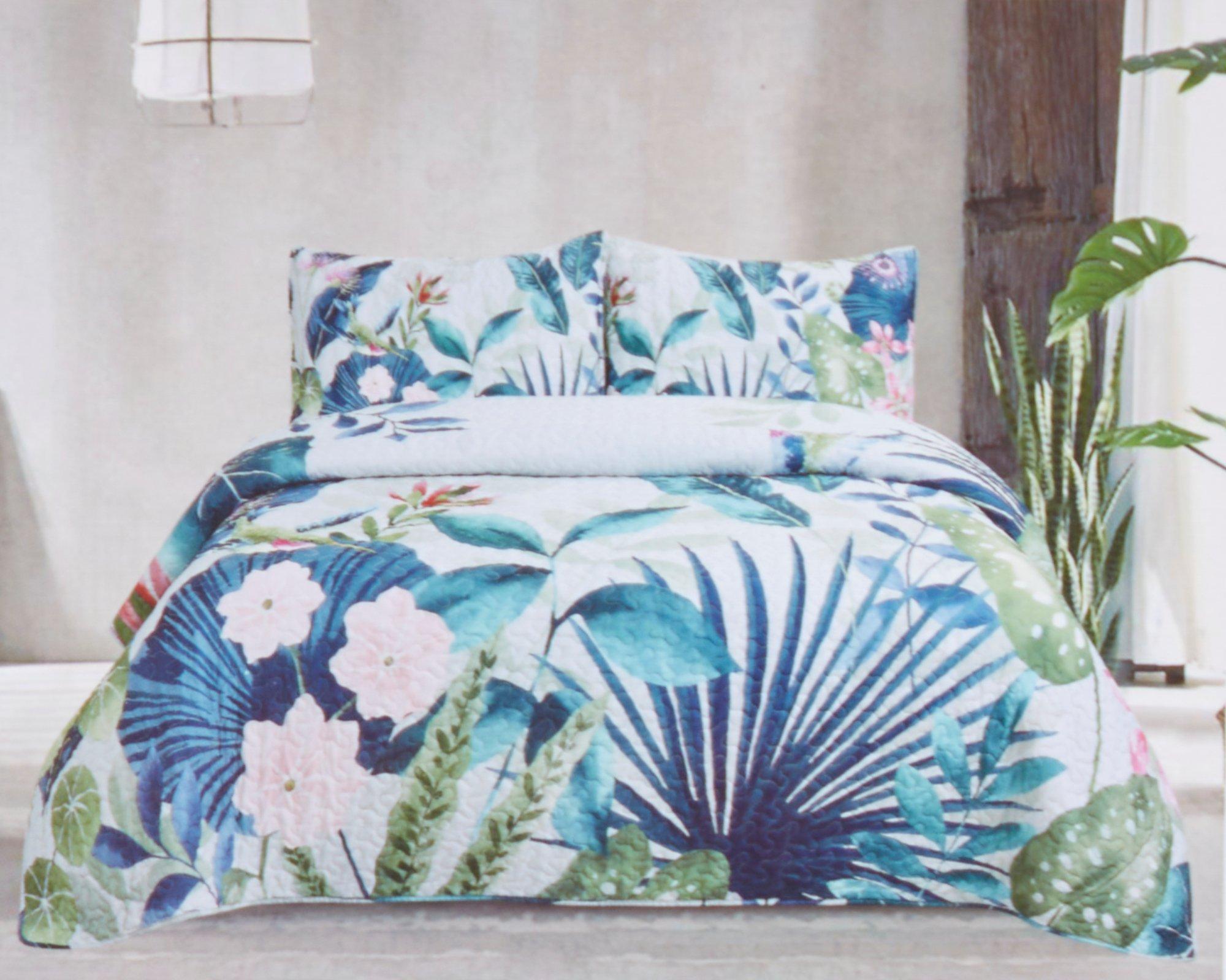 Palm Paradise Quilt Set