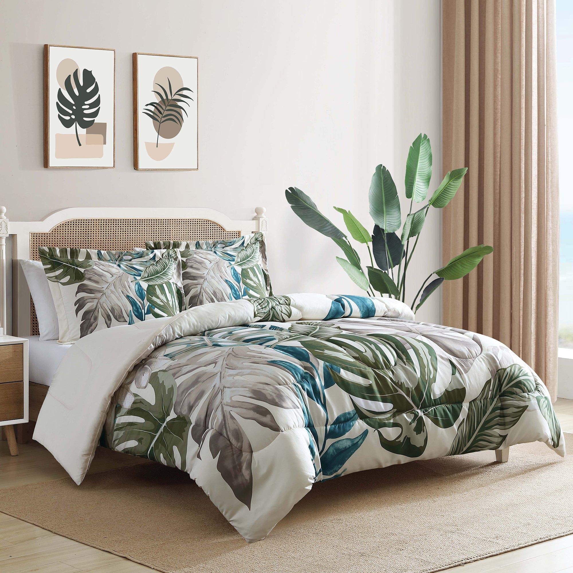 Coastal Home Palm Leaves Comforter Set