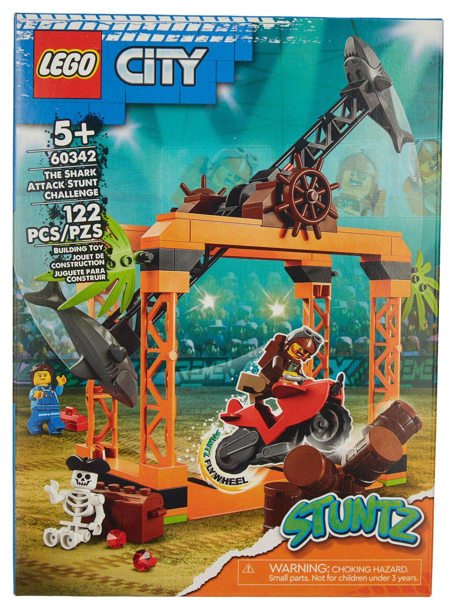 City 122 pc. The Shark Attack Stunt Challenge