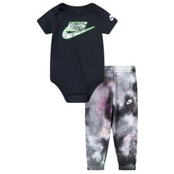 Nike Baby Boys 2-Pc. Bodysuit & Tie Dye Jogger Set