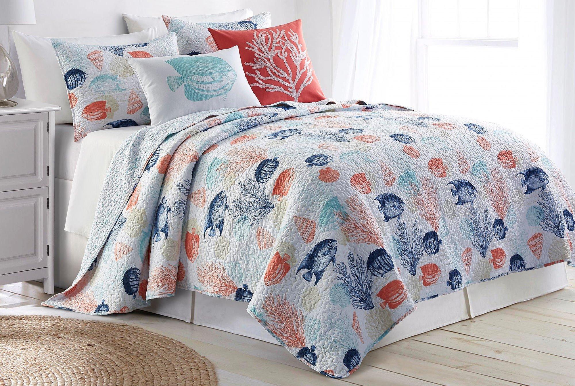 Quilts and Bedspreads| Shop for Quilts | Bealls Florida